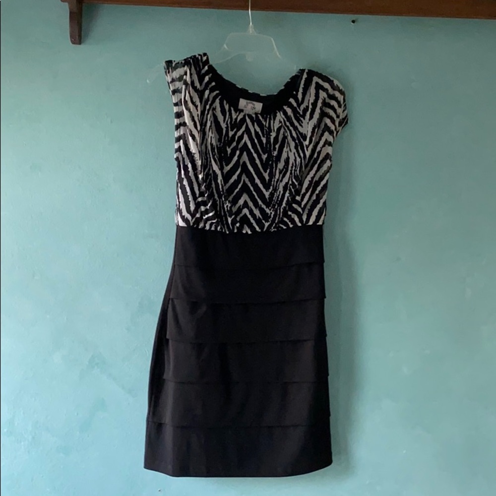 Sweet Storm SZ L slip on bandage dress